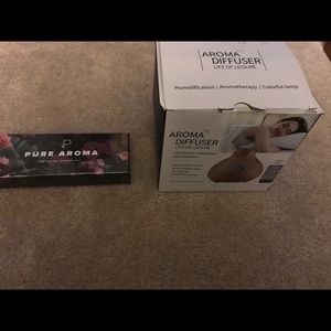 Aroma Diffuser with 6 Pure Aroma Essential Oils